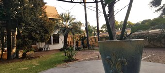 Adorable and Cozy Cottage in the Heart of Pretoria