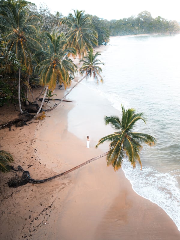 Private beach, free beach cabanas, sun-loungers, beach umbrellas
