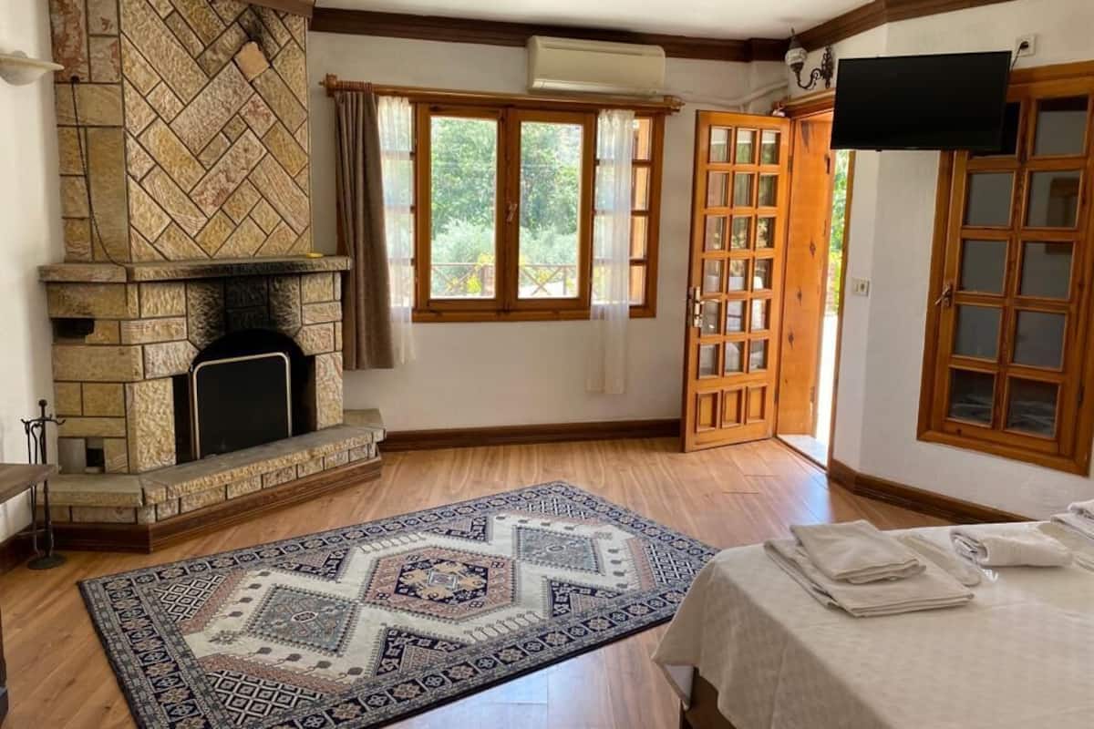 Individually decorated, individually furnished, desk, laptop workspace