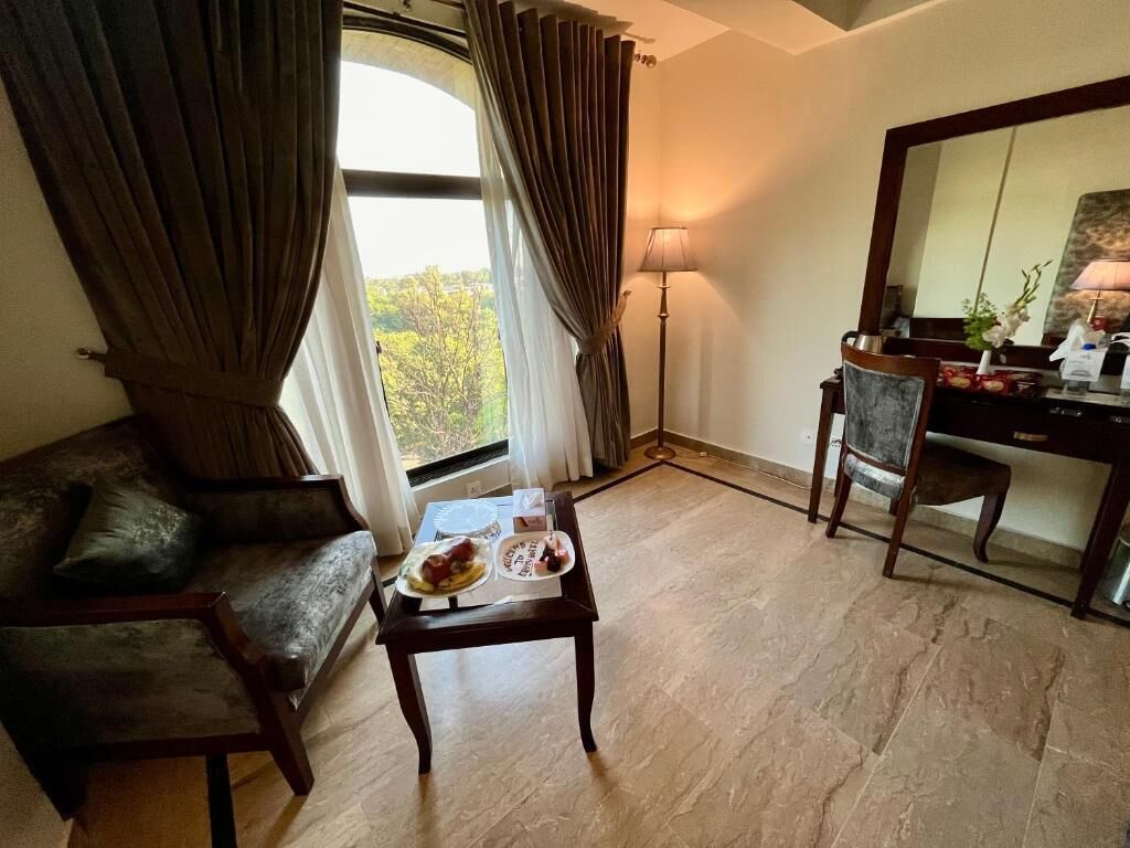 Foto - Envoy Continental Hotel, Blue Area, Islamabad