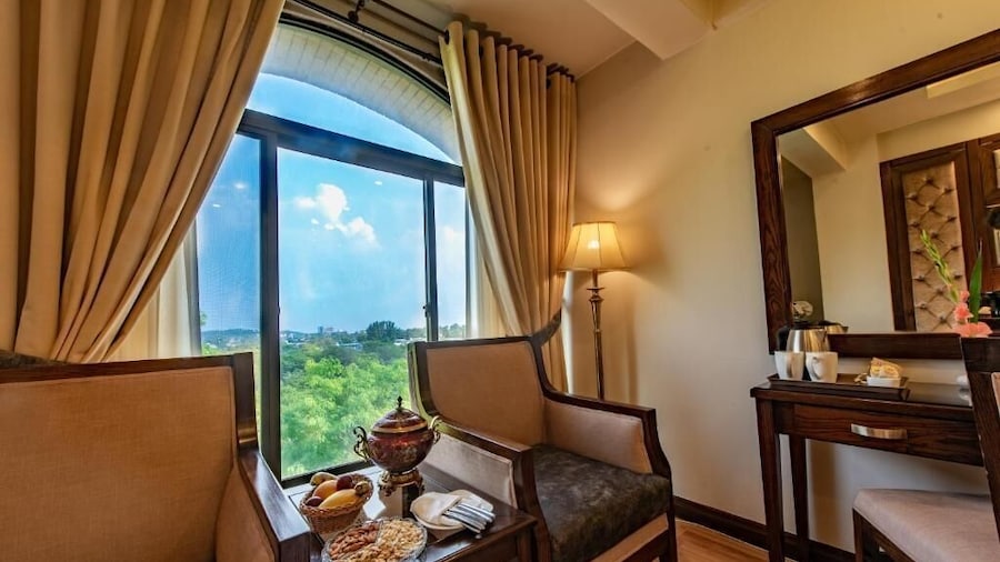 Envoy Continental Hotel, Blue Area, Islamabad