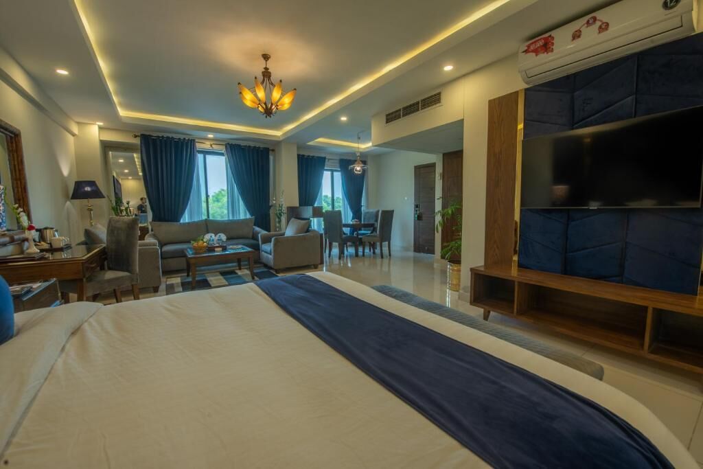 Foto - Envoy Continental Hotel, Blue Area, Islamabad