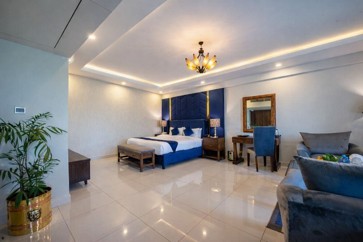 总统客房, 无烟房 | 高档床上用品、办公桌、笔记本电脑工作区、隔音