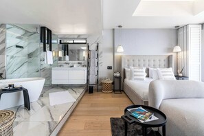3 bedrooms, desk, iron/ironing board, WiFi - Barley Beach Luxury Penthouse - Camps Bay (Cape Town)