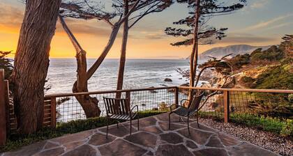 Entire Private Coastal Retreat - Spectacular Ocean Views w/Hot Tub