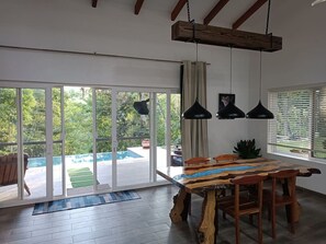 Dining - Rio Mantra-1 OR 2 Bedroom with a pool by the river (San Ignacio)