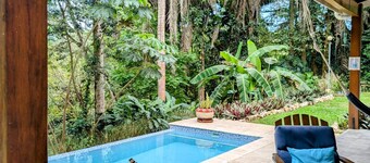 Rio Mantra-1 OR 2 Bedroom with a pool by the river