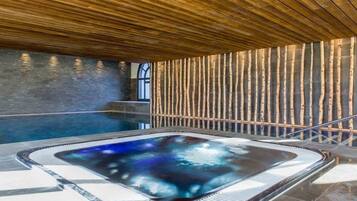 Piscine couverte, piscine chauffée