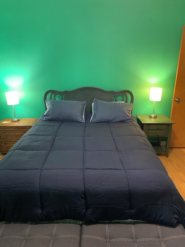 2 bedrooms, desk, iron/ironing board, free WiFi