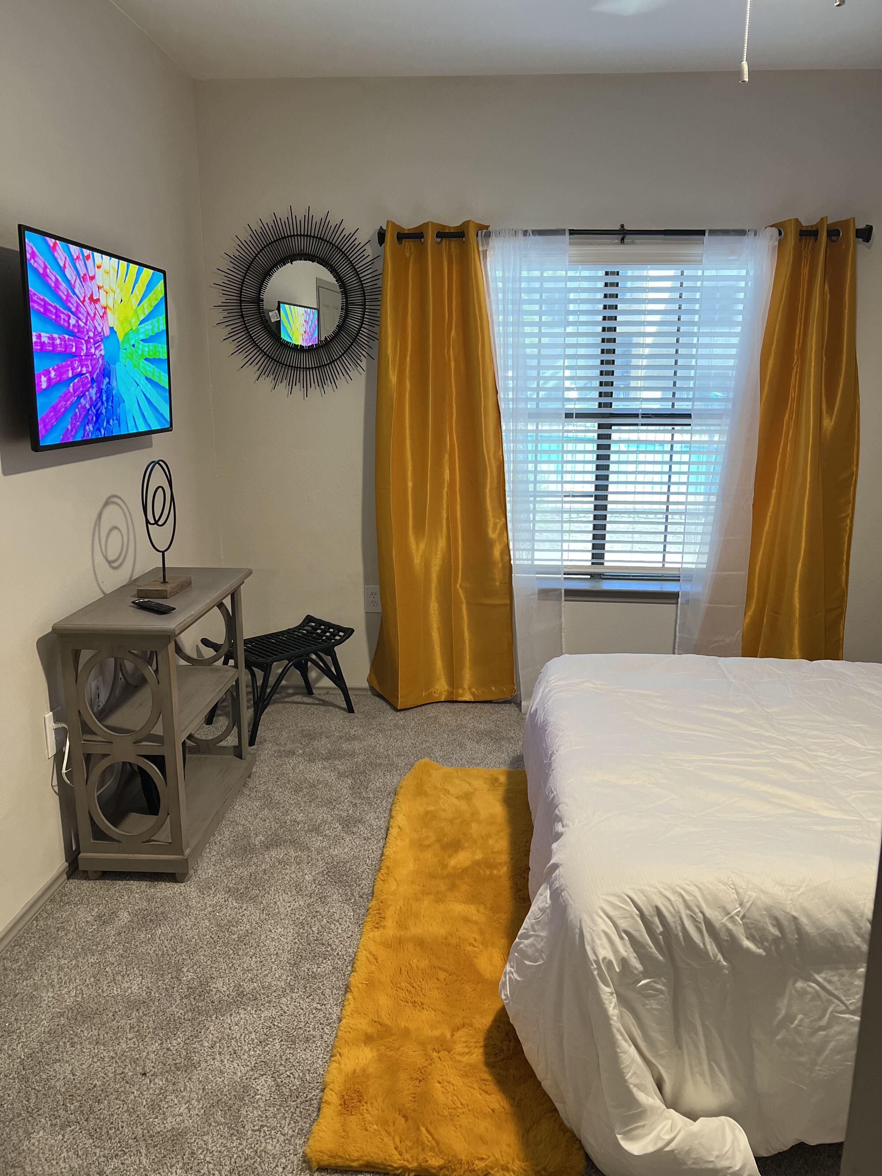 Pool Side  2-2 Rental Unit w-Pool & 24hr Gym...