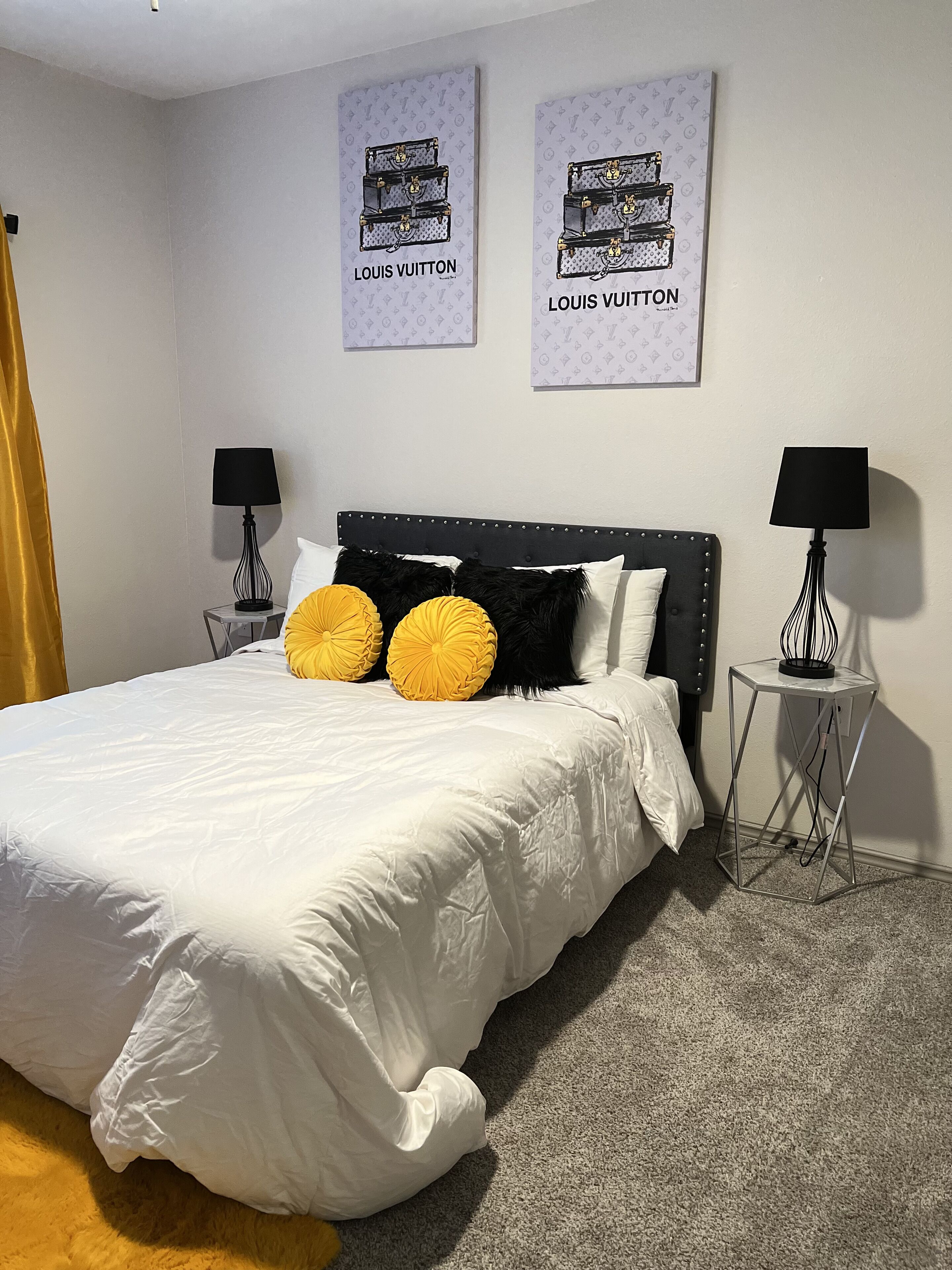 Pool Side  2-2 Rental Unit w-Pool & 24hr Gym...