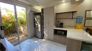 Fridge, oven, stovetop, coffee/tea maker - Gav10: Modern Pool Side Condo in Quiet Area of Tam (Tamarindo)