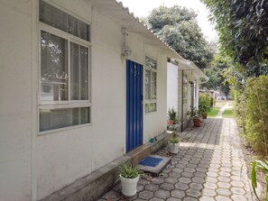 تفاصيل الفندق من الخارج