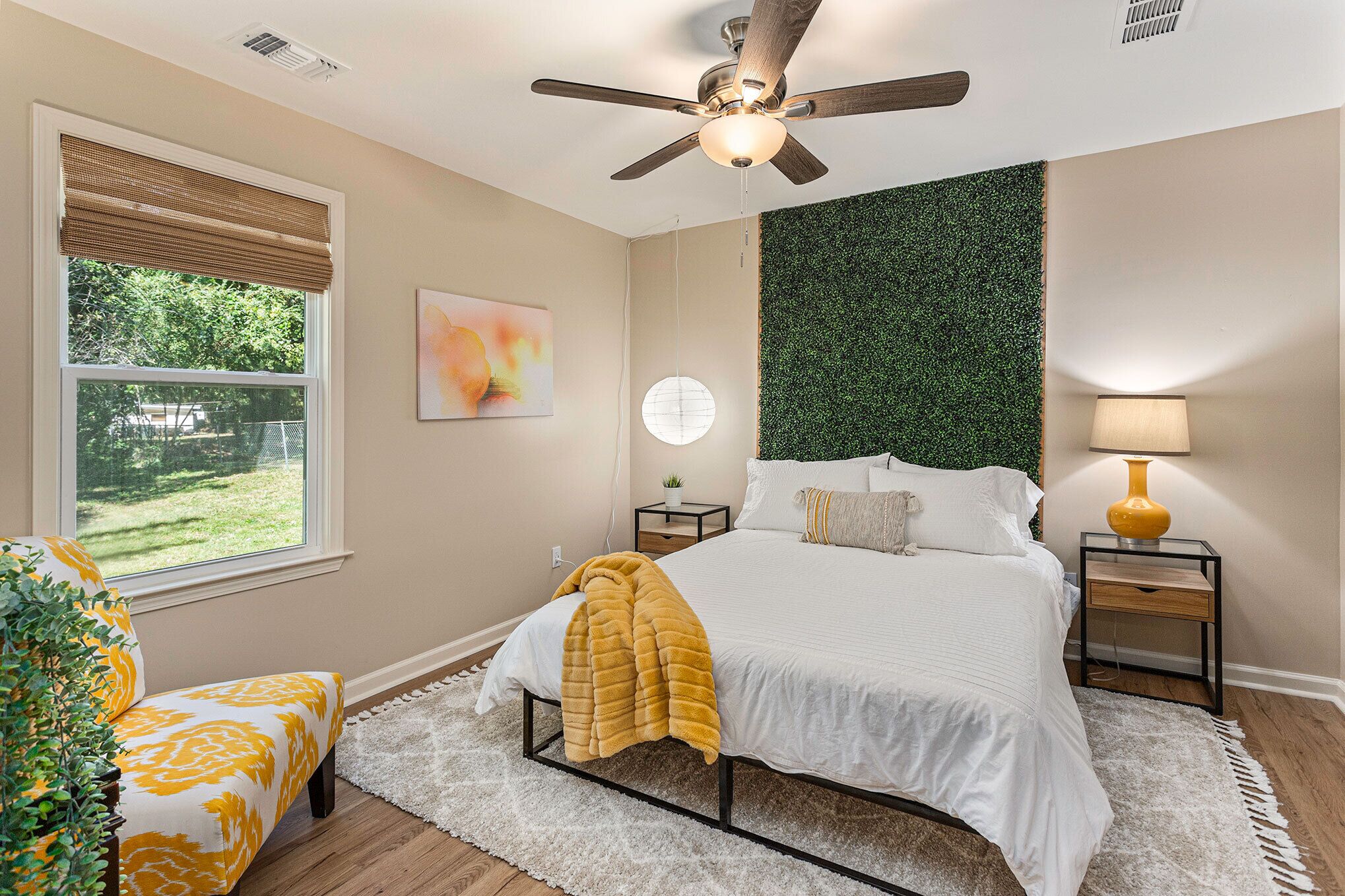 Spacious Upscale Ranch w/Gigabit WiFi, Full Kitchen for 6+