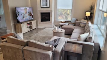 Smart TV, fireplace, offices