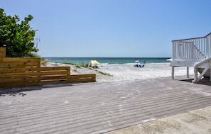 Terrace/patio - On the Rocks (Indian Rocks Beach)