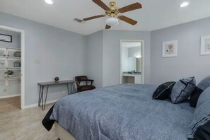 3 chambres, fer et planche à repasser, Wi-Fi