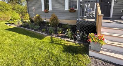 Charming Cottage in Private Lake Community (Pet-Friendly!)
