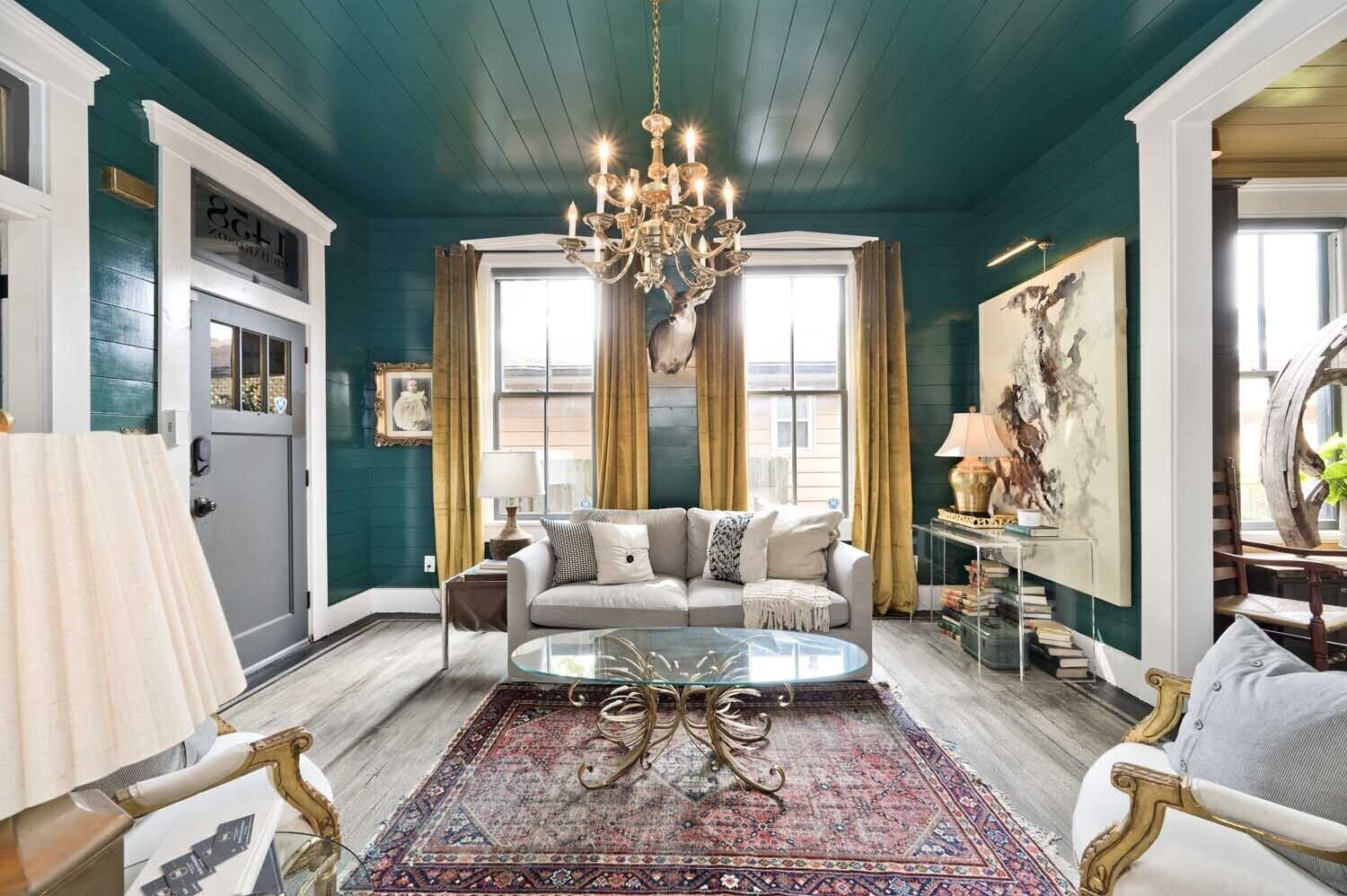 Chateau Noir- Cozy Home- 1.3 Miles from Lucas Oil Stadium