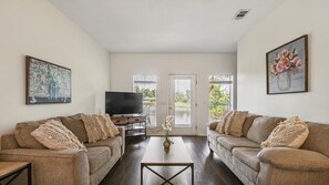 Smart TV - Panama City. Historic St. Andrews Waterfront (Panama City)