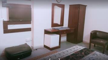 Dobbeltrom – deluxe | Strykejern/-brett, wi-fi (inkludert) og sengetøy