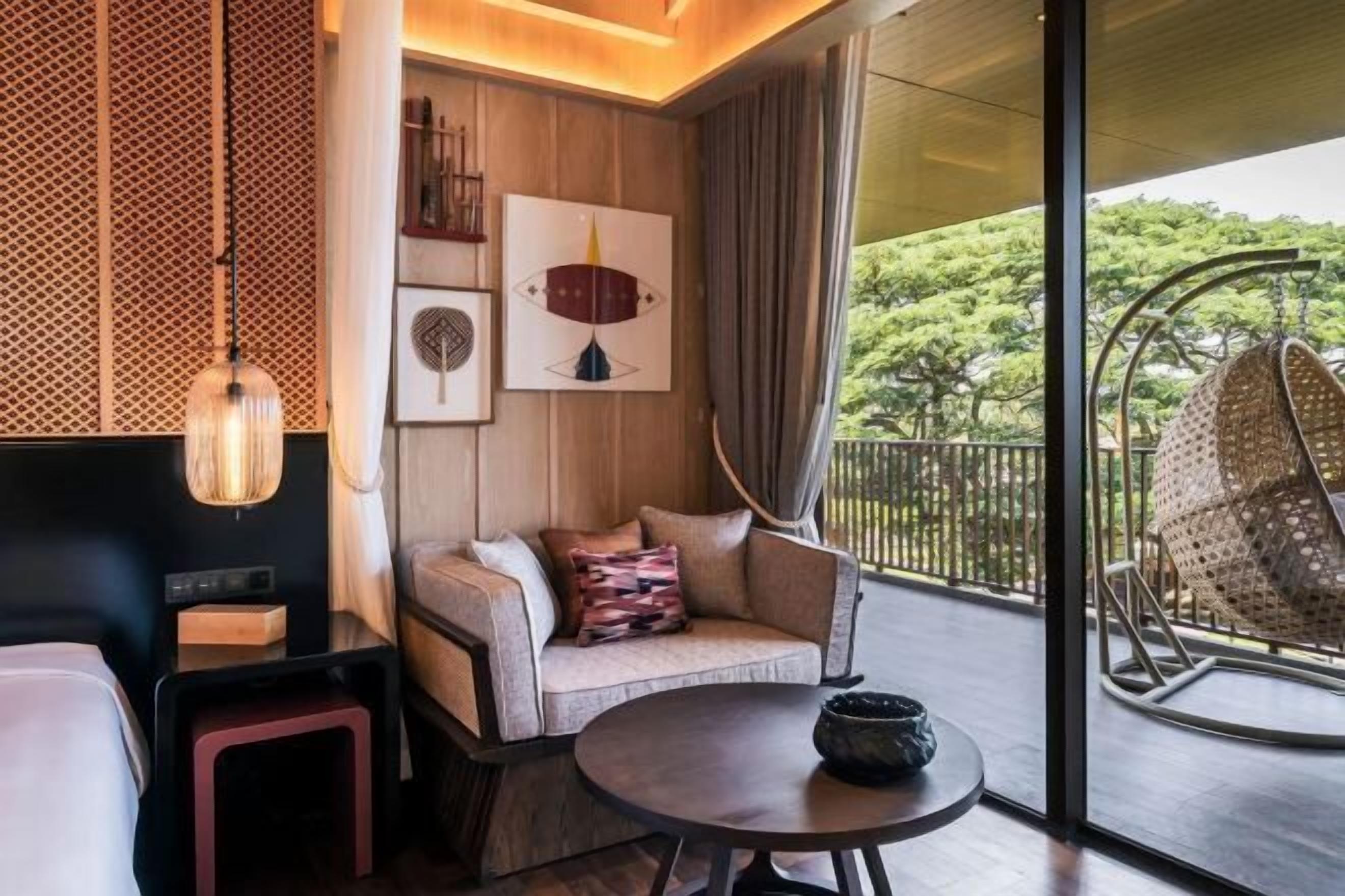 Premium bedding, minibar, in-room safe, individually decorated