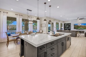 Interior - Wanderlust: PickleBall & Game Rm (Indio)