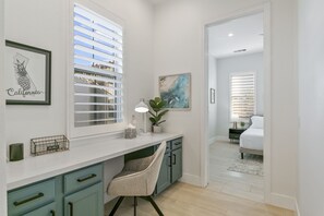 5 dormitorios, tabla de planchar con plancha, wifi y ropa de cama