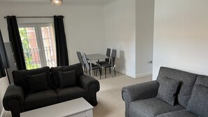 Apartment, Multiple Beds | Living room - Poulton-le-fylde Aug 2022 Refurb 2bed&bath Apart (Poulton-le-Fylde)