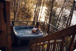 Tina de hidromasaje al aire libre