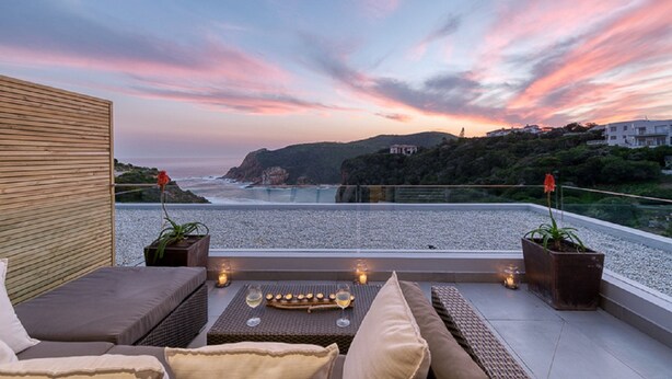 Classic Room, 1 Queen Bed, Balcony, Ocean View | Terrace/patio - Crown on the heads (Knysna)