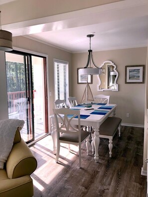 Appart'hôtel, plusieurs lits, balcon, vue plage (339) | Intérieur