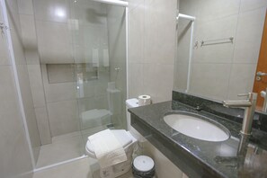 Shower, hair dryer - Vila Nóbrega Residencial (Foz do Iguaçu)