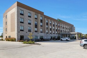 Exterior - Holiday Inn Chicago Tinley Park by IHG (Tinley Park)