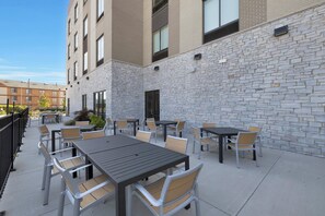 Exterior - Holiday Inn Chicago Tinley Park by IHG (Tinley Park)