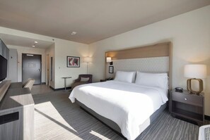 Desk, laptop workspace, free WiFi, bed sheets - Holiday Inn Chicago Tinley Park by IHG (Tinley Park)