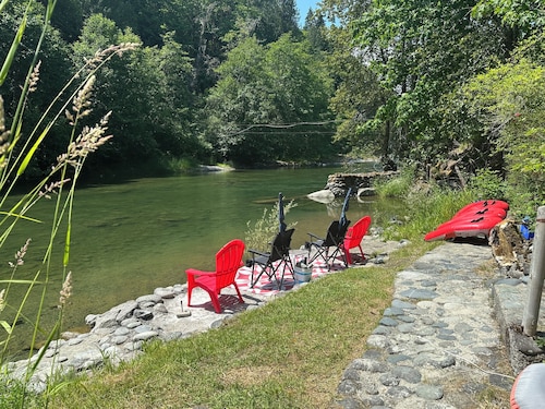Vintage Airstream retreat on the Cowichan River