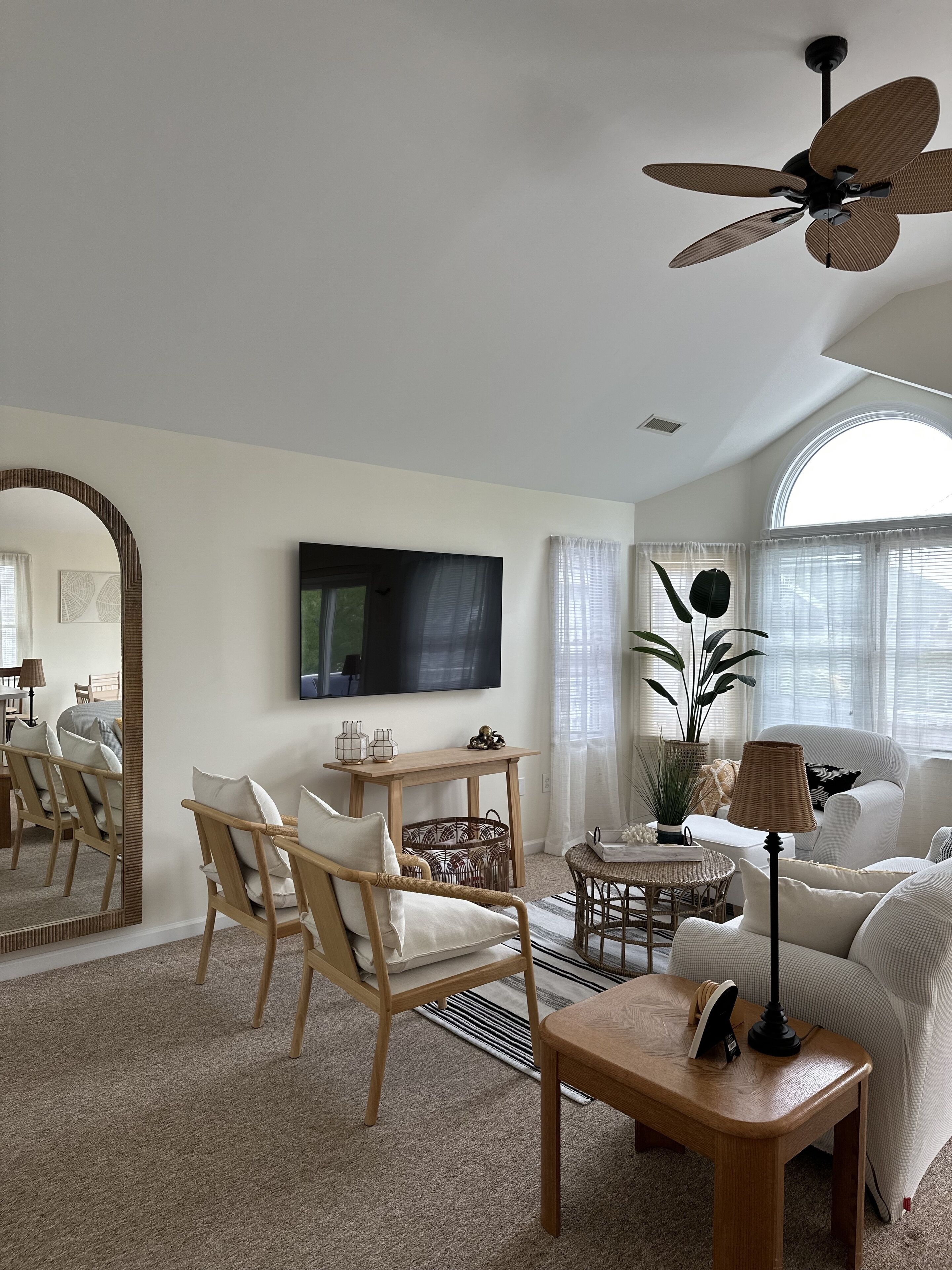 Cozy and Close to Beach