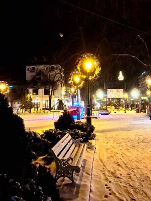 Property grounds - New apartment, superb view, with covered parking, self check-in (Sinaia)