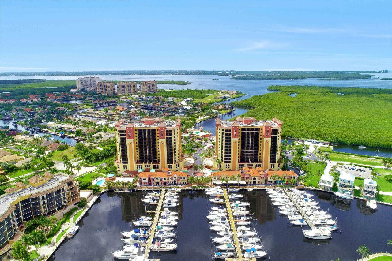 Marina/club náutico