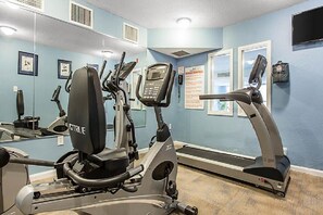 Fitness facility - Oceanfront 2 bed 2 bath in North Myrtle Beach (North Myrtle Beach)