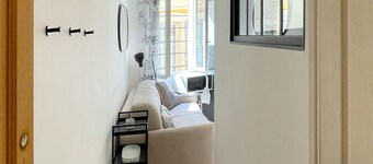 Renovated apartment for 3 in the heart of old Antibes