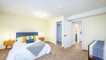 2 bedrooms, free WiFi, bed sheets