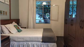 1 chambre, coffres-forts dans les chambres, bureau