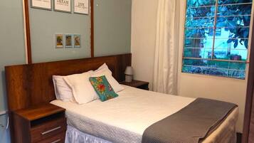 1 bedroom, in-room safe, desk, iron/ironing board