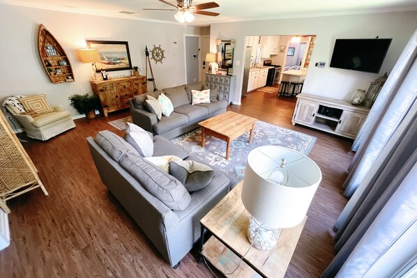 Smart TV, DVD player, ping pong, books