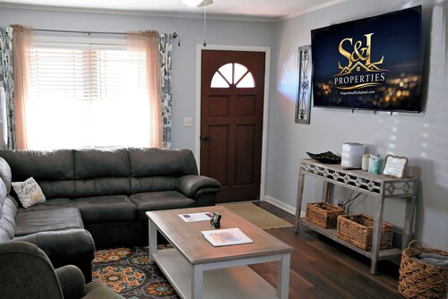 Star Meadows - 3 Bedroom Beautiful Home near Starkville, MS