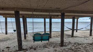 A la platja, gandules de platja i tovalloles de platja