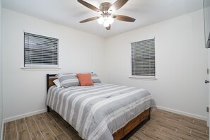 3 bedrooms, WiFi