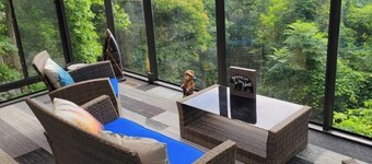 Lakeview Cabin with hot tub